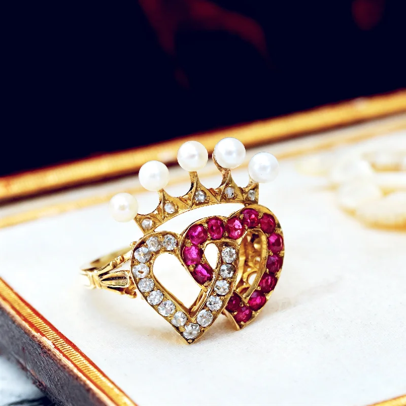 Stylish Gold Ring for Special Occasions-Extravagant Antique Crowned Ruby & Diamond Hearts Ring