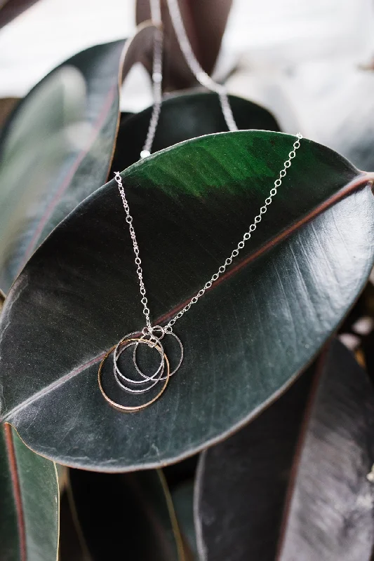 Silver Necklace with Gemstones-Interconnected Circle Necklace