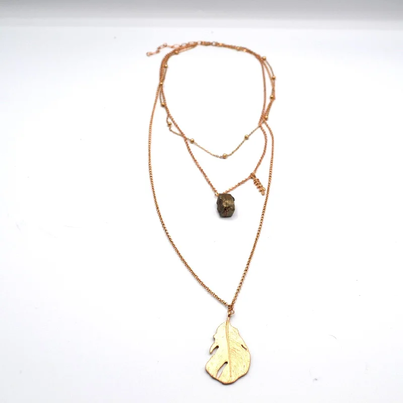 Elegant Chain Necklace for Casual Style-Feather and Stone Necklace