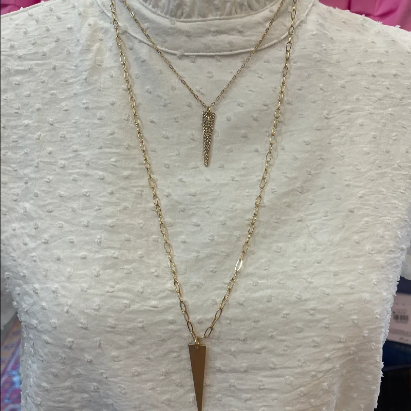 Layered Chain Necklace for Fashionistas-Double Arrow Layered Gold Necklace